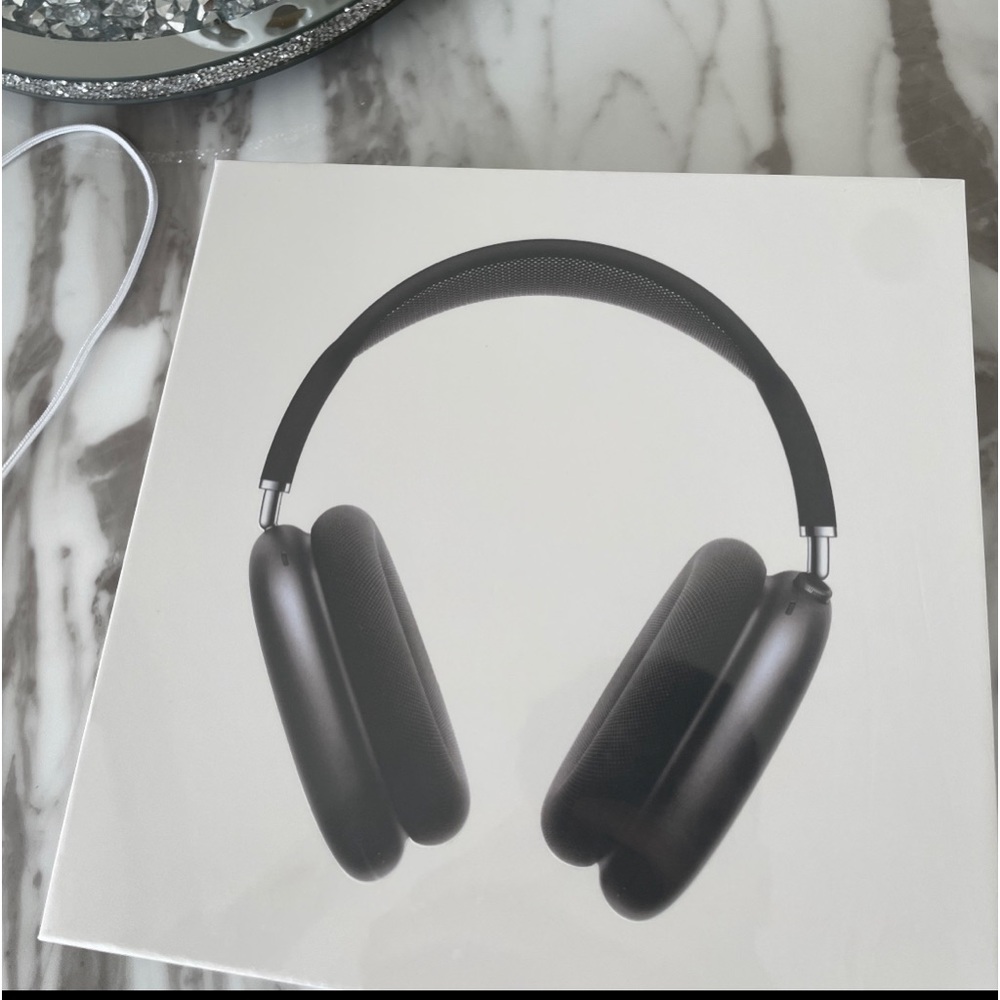 airpods max